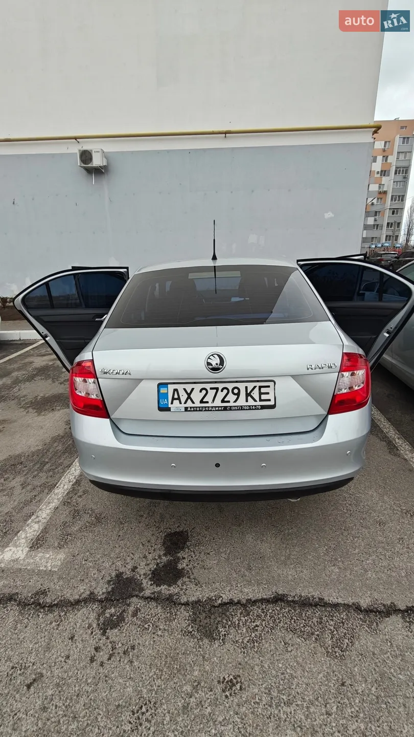 2013 Skoda Rapid - мініатюра 11