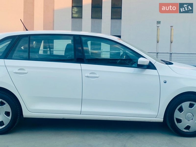 Лифтбек Skoda Rapid 2014 в Мукачево