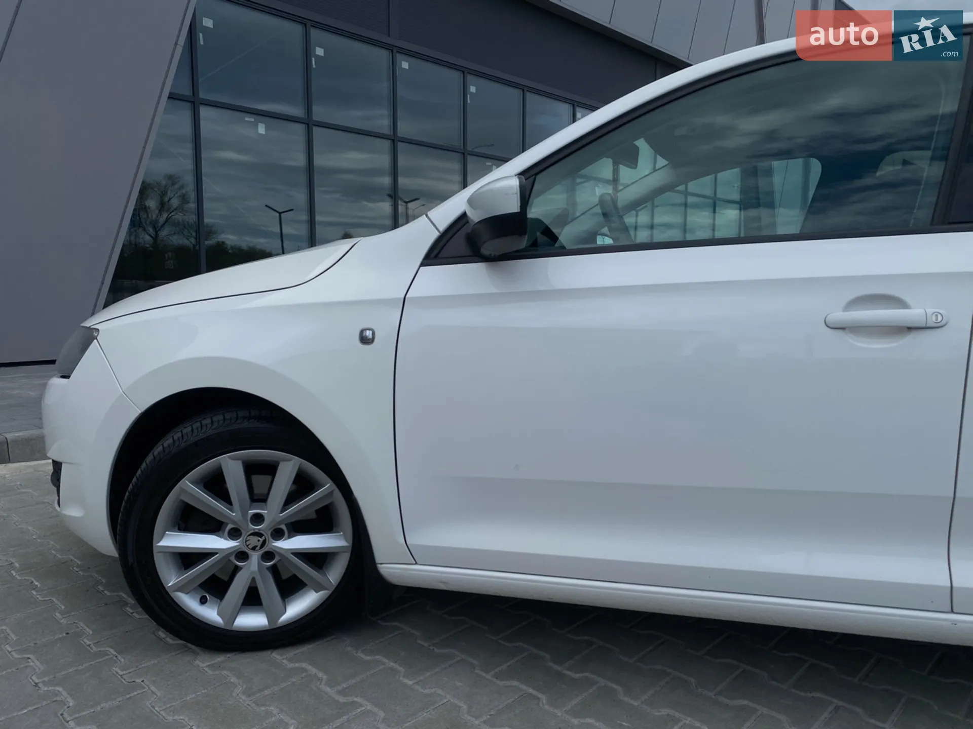 2014 Skoda Rapid - мініатюра 8