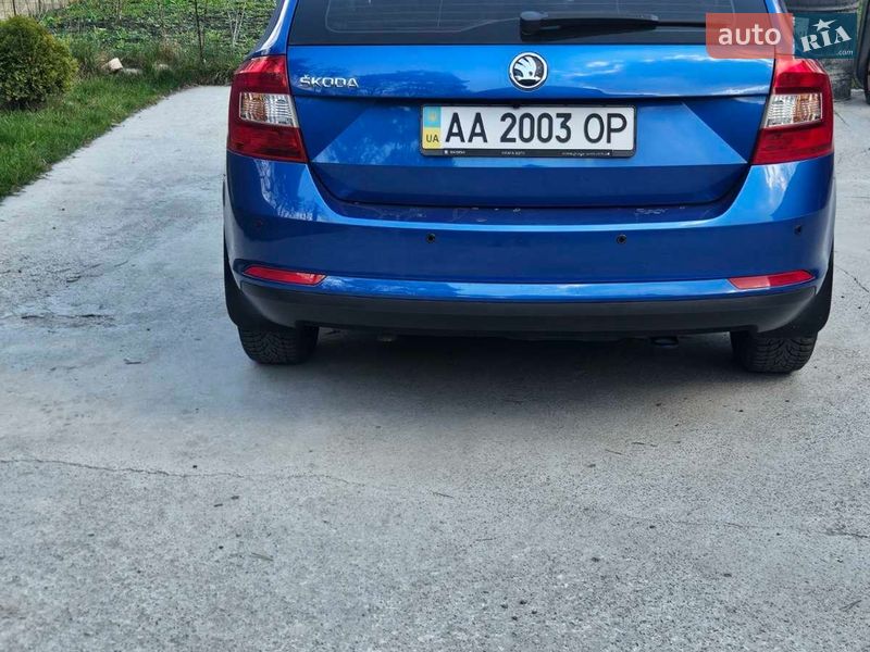 Хэтчбек Skoda Rapid 2014 в Киеве