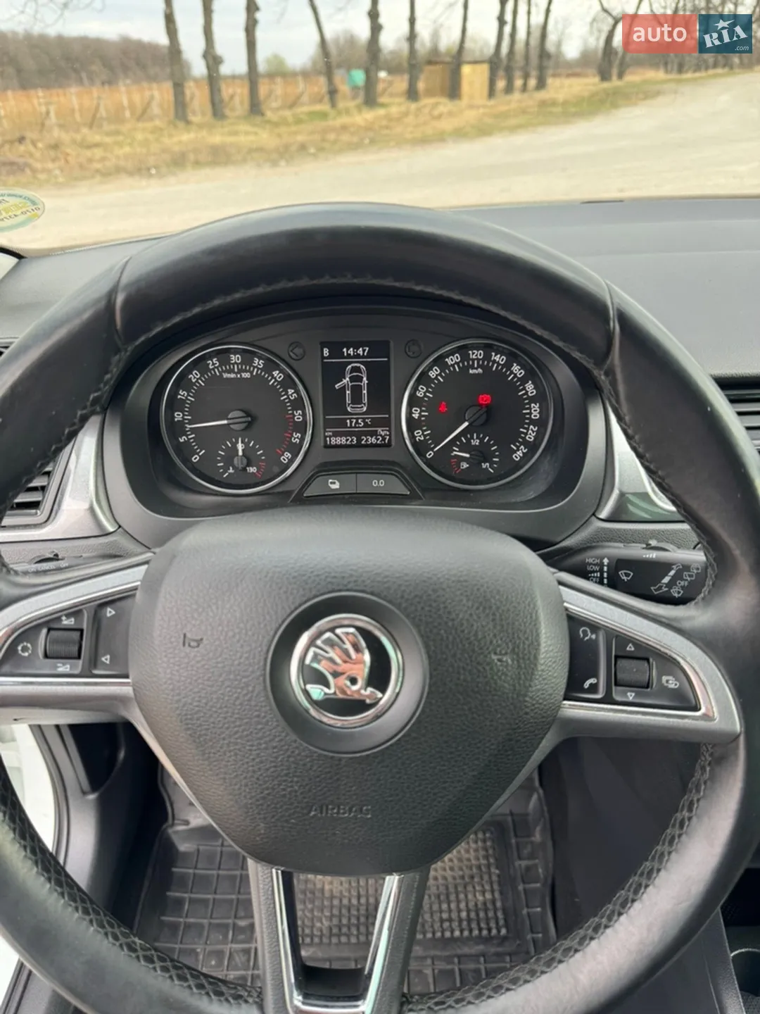 2015 Skoda Rapid - мініатюра 15
