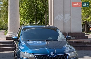 Лифтбек Skoda Rapid 2013 в Кривом Роге