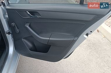 Лифтбек Skoda Rapid 2013 в Сарнах