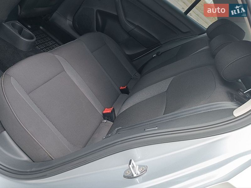 Лифтбек Skoda Rapid 2013 в Сарнах