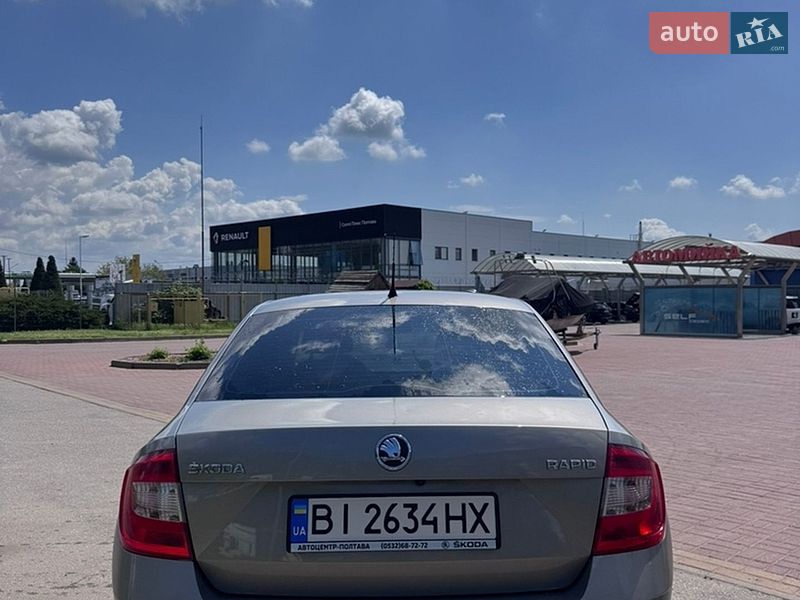 Лифтбек Skoda Rapid 2013 в Полтаве