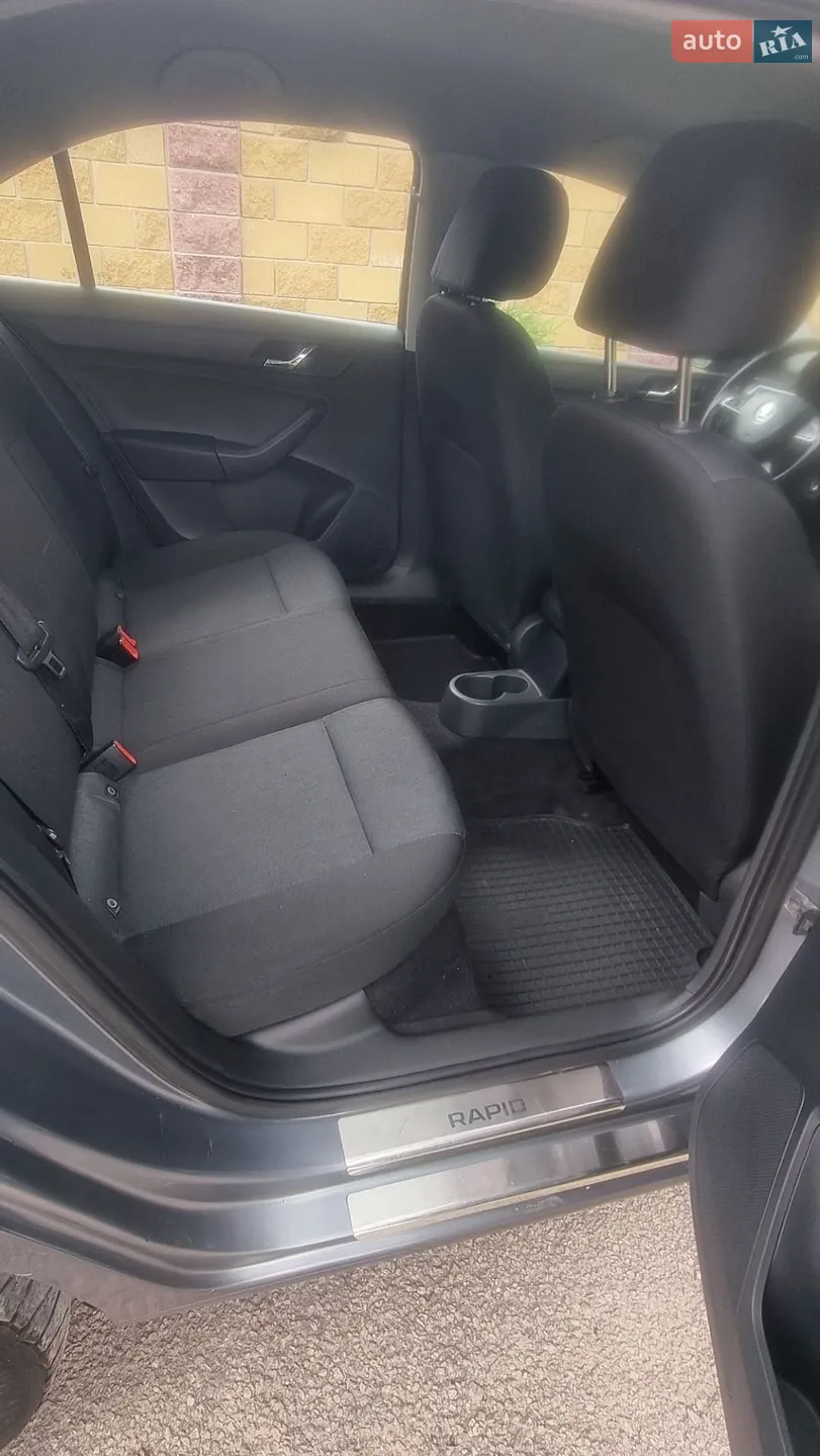 2013 Skoda Rapid - мініатюра 24
