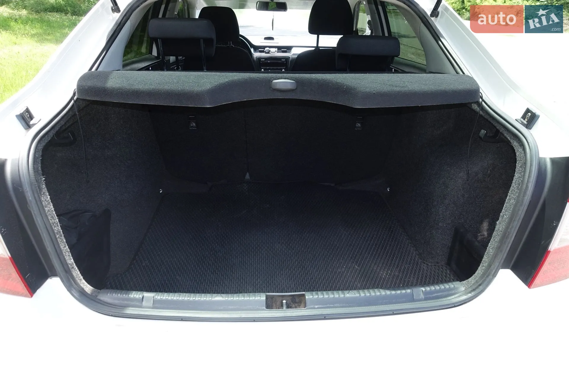 2013 Skoda Rapid - мініатюра 16