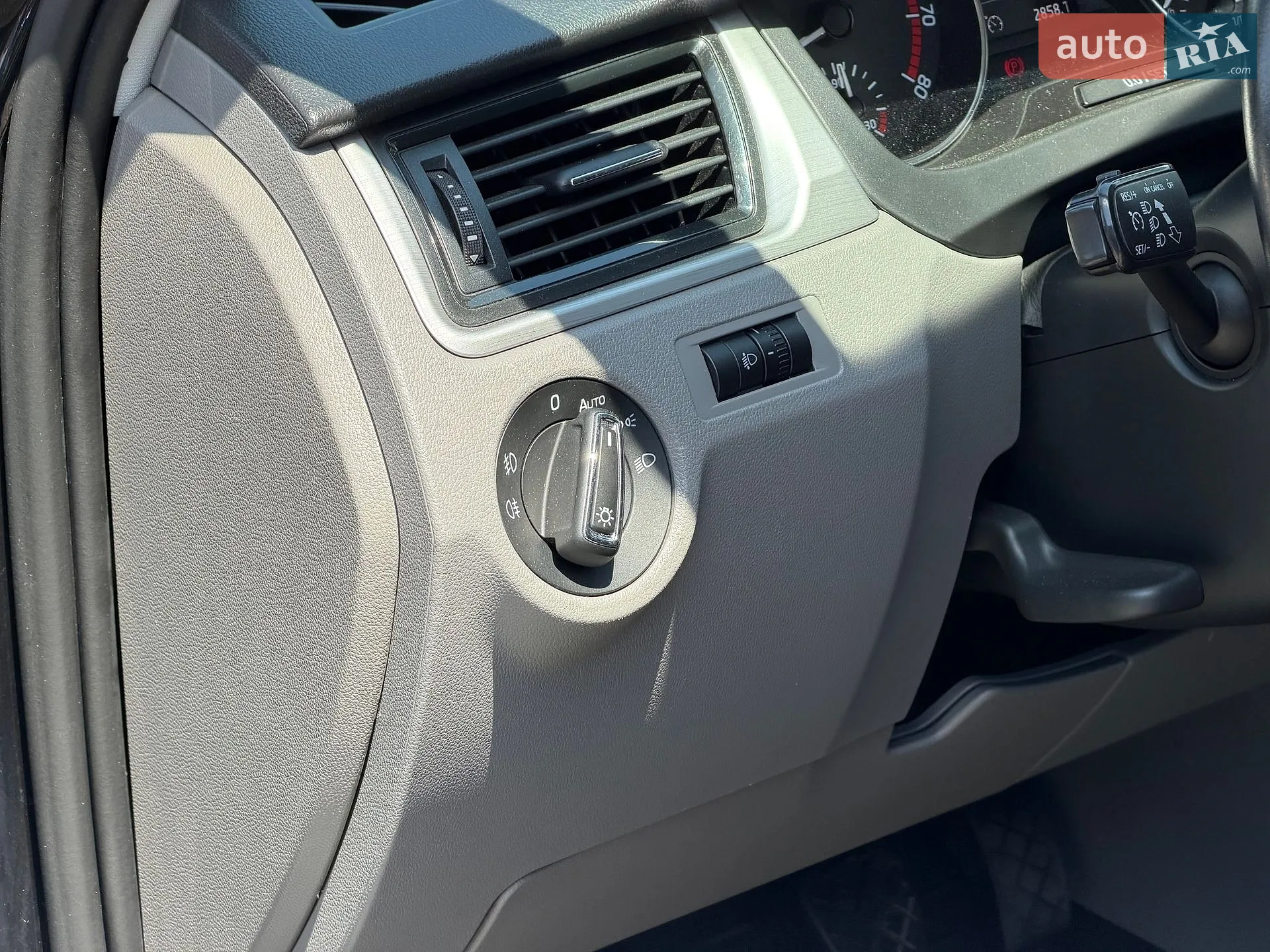 2015 Skoda Rapid - мініатюра 45