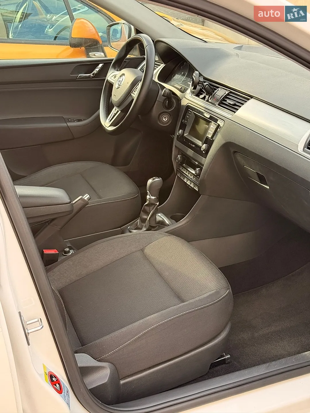 2015 Skoda Rapid - мініатюра 15