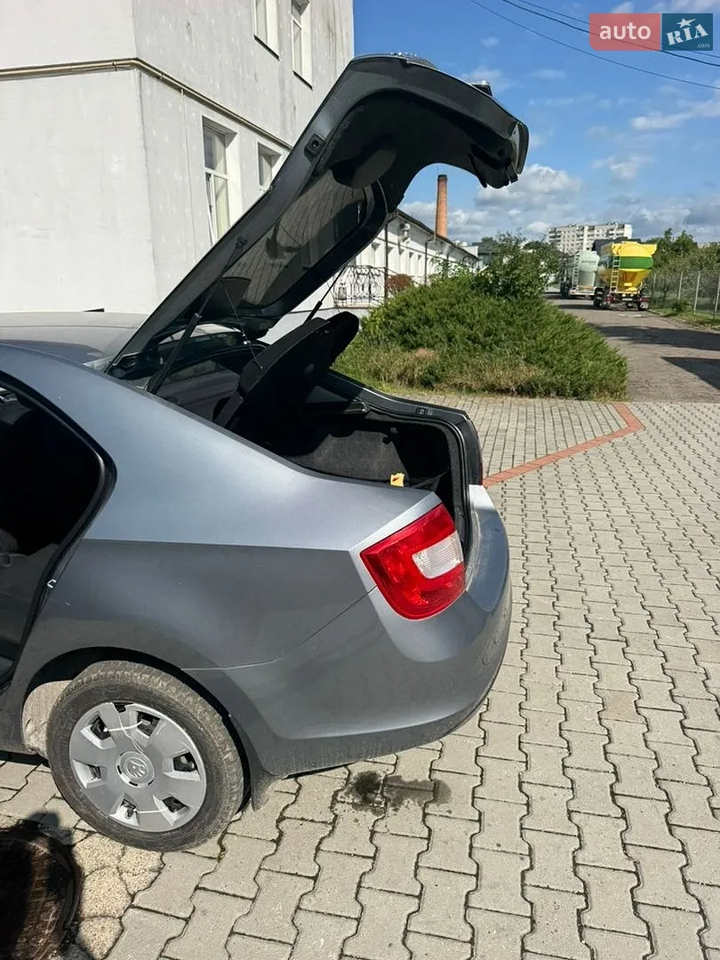 2013 Skoda Rapid - мініатюра 4