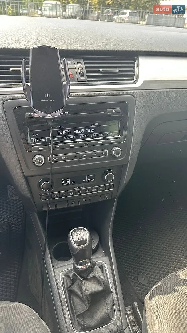 2013 Skoda Rapid - мініатюра 8