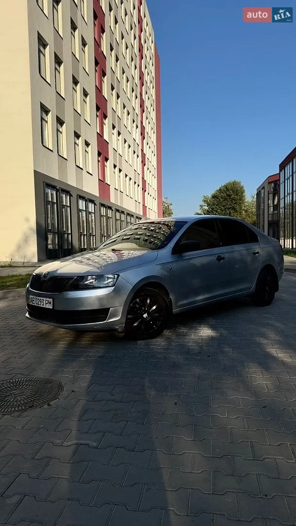 2013 Skoda Rapid - мініатюра 3