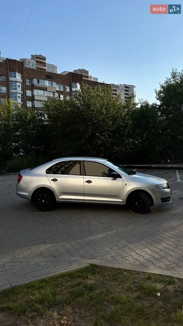2013 Skoda Rapid - мініатюра 11