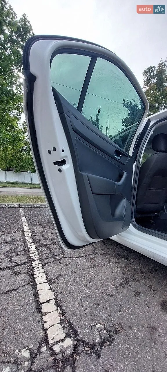 2013 Skoda Rapid - мініатюра 16