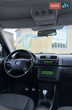 Мінівен Skoda Roomster Scout 2008 в 