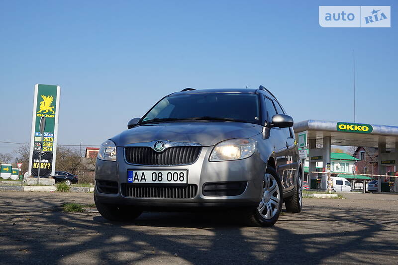 Універсал Skoda Roomster 2009 в Самборі