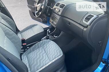 Хетчбек Skoda Roomster 2010 в 
