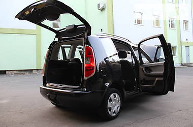 Универсал Skoda Roomster 2009 в Ровно