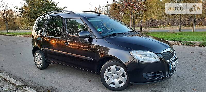 Минивэн Skoda Roomster 2009 в Смеле