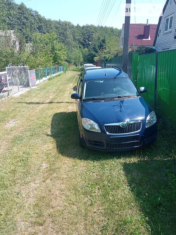 Мікровен Skoda Roomster 2009 в Житомирі фото 2 Мікровен Skoda Roomster 2009 в Житомирі