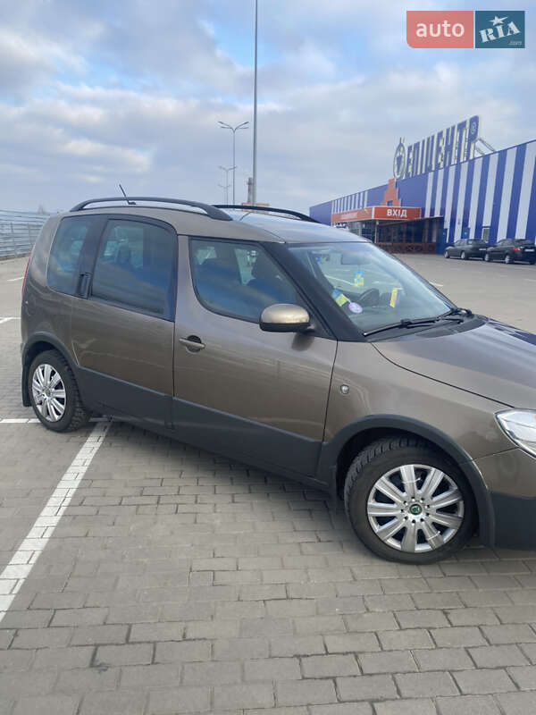 Мікровен Skoda Roomster 2011 в Дубні
