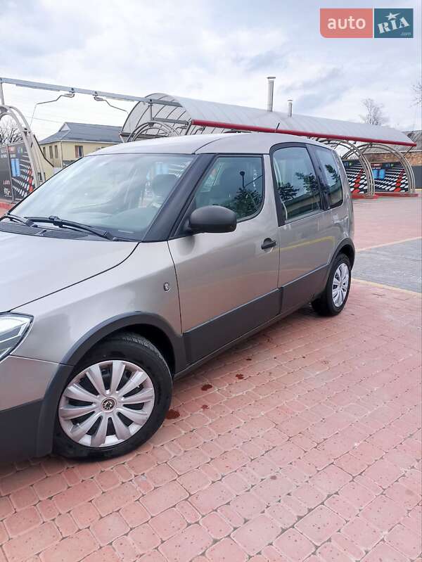 Микровэн Skoda Roomster 2013 в Киеве фото 4 Микровэн Skoda Roomster 2013 в Киеве