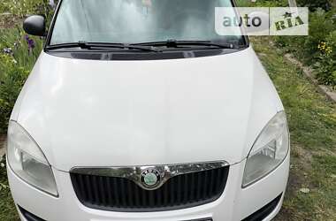 Микровэн Skoda Roomster 2010 в Ровно