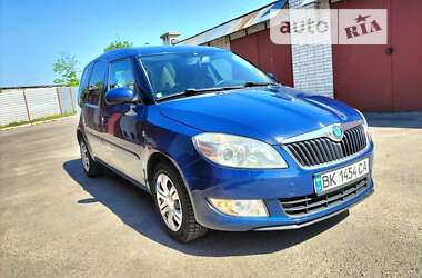 Skoda Roomster 2011