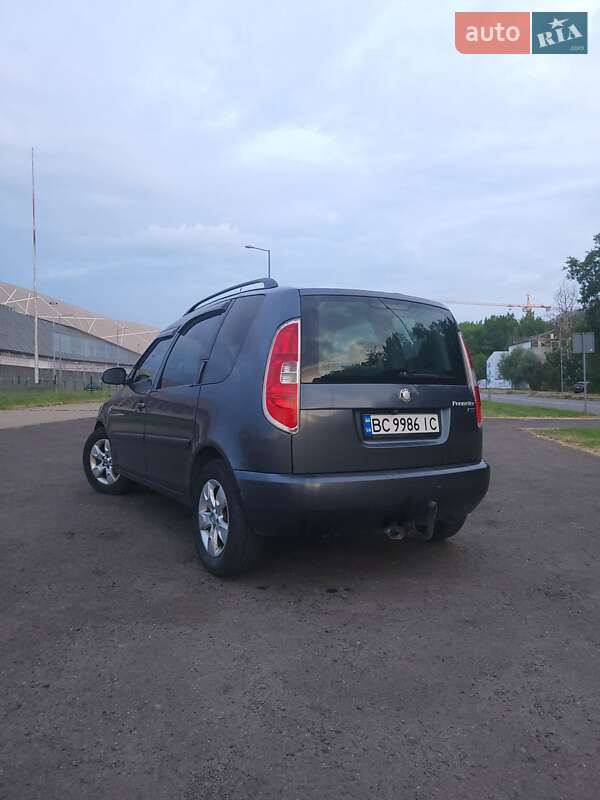Микровэн Skoda Roomster 2007 в Львове
