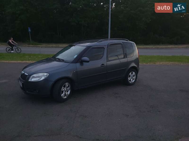 Микровэн Skoda Roomster 2007 в Львове