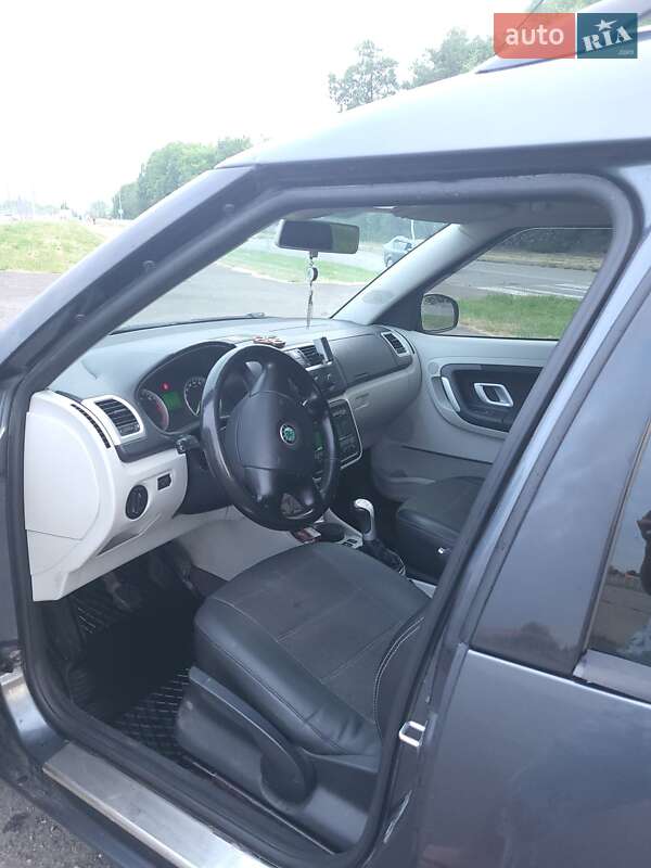 Микровэн Skoda Roomster 2007 в Львове