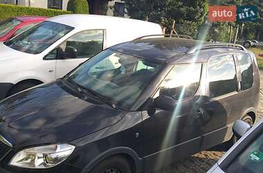Микровэн Skoda Roomster 2011 в Киеве