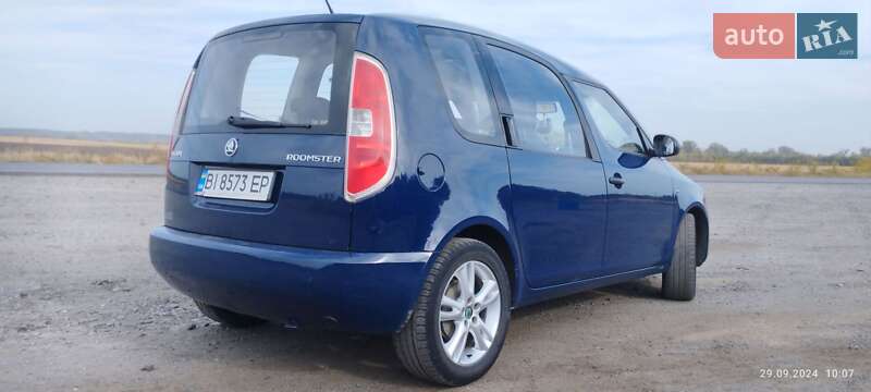 Микровэн Skoda Roomster 2013 в Лубнах
