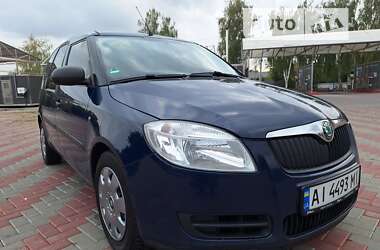 Микровэн Skoda Roomster 2009 в Белой Церкви