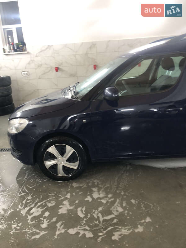 Мікровен Skoda Roomster 2011 в Львові
