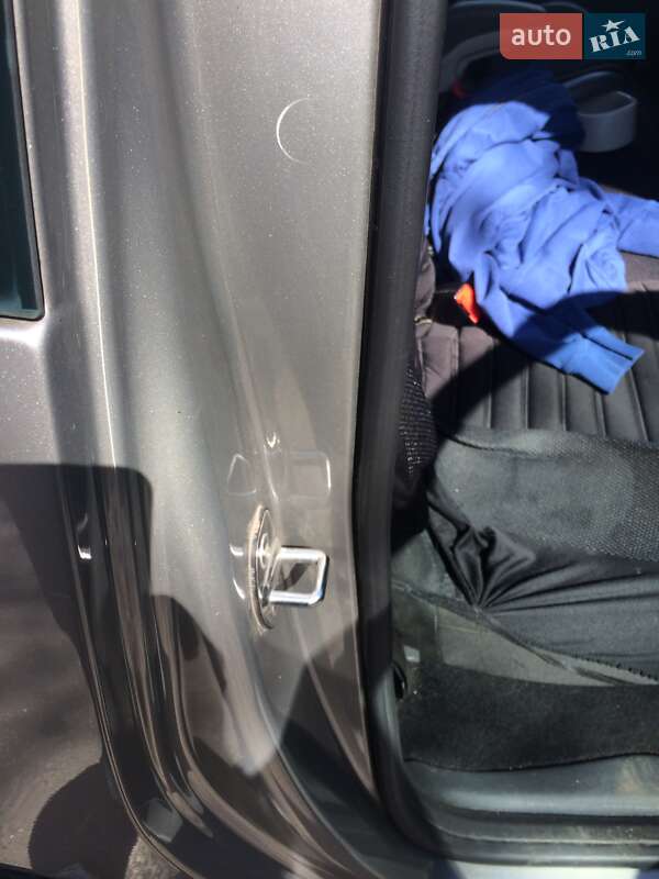 Мікровен Skoda Roomster 2010 в Ірпені