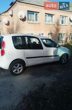 Микровэн Skoda Roomster 2010 в Киеве