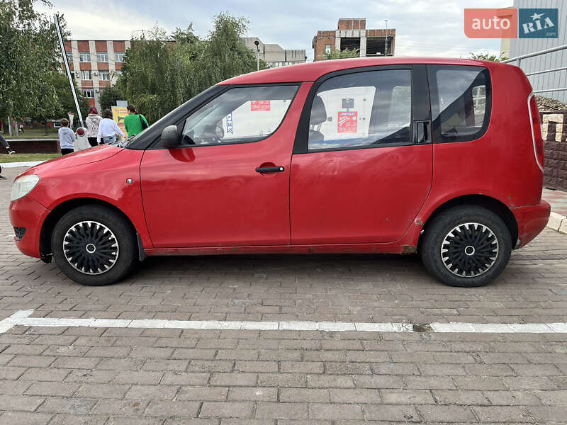 Микровэн Skoda Roomster 2011 в Херсоне