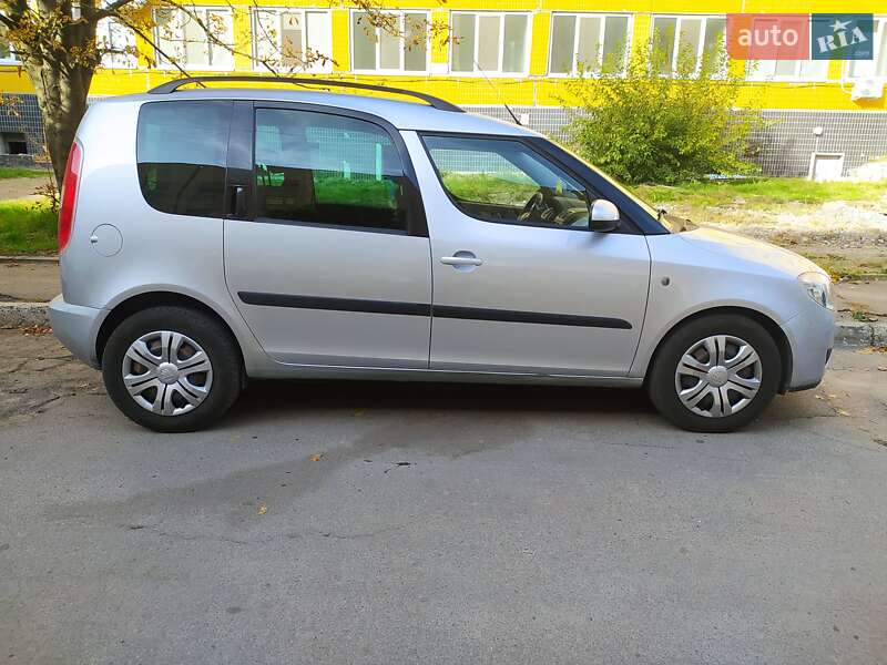 Микровэн Skoda Roomster 2009 в Днепре