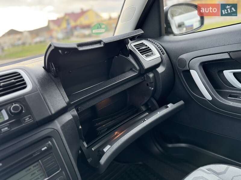 Мікровен Skoda Roomster 2008 в Дубні