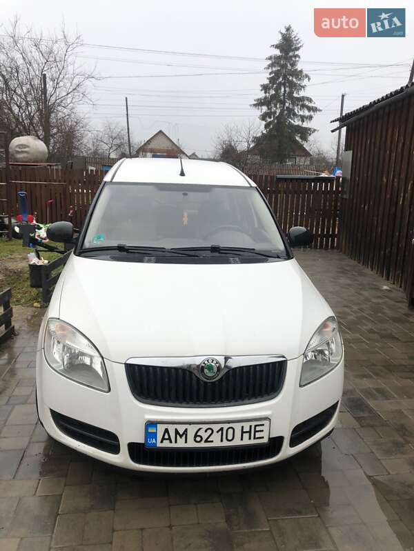 Skoda Roomster 2008