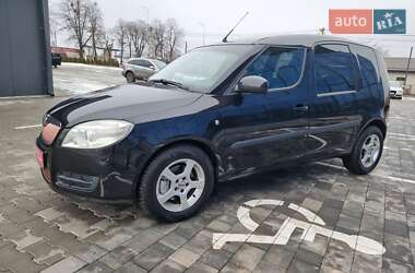 Микровэн Skoda Roomster 2006 в 