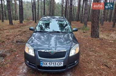 Микровэн Skoda Roomster 2008 в Славуте