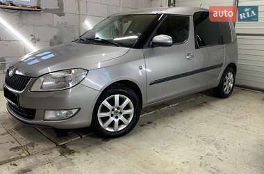 Мікровен Skoda Roomster 2011 в Сваляві