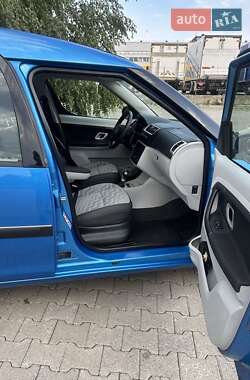 Микровэн Skoda Roomster 2007 в Черновцах