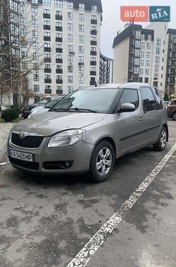 Микровэн Skoda Roomster 2008 в Киеве