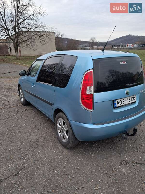 Микровэн Skoda Roomster 2010 в Мукачево