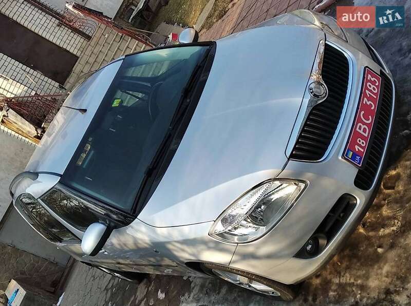 Мікровен Skoda Roomster 2008 в Чернігові