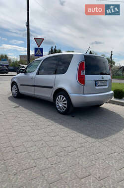 Микровэн Skoda Roomster 2012 в 