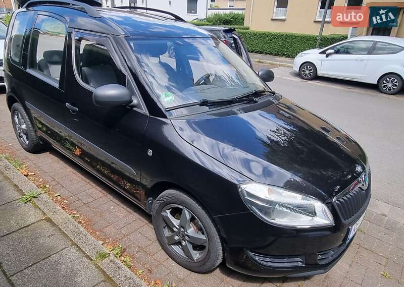 Микровэн Skoda Roomster 2012 в Кременчуге